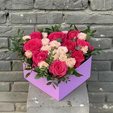 Цветочная композиция из Розы в коробке в Поселок дачного хозяйства Жуковка