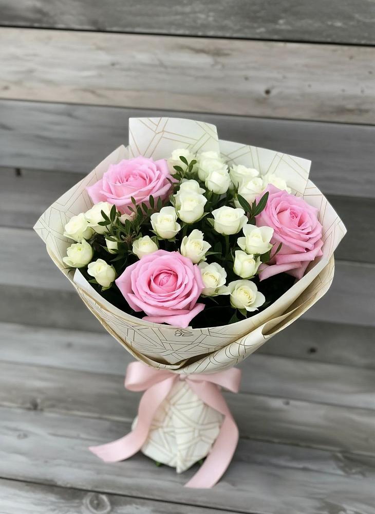 Букет цветов из: Розы в Поселок дачного хозяйства Жуковка