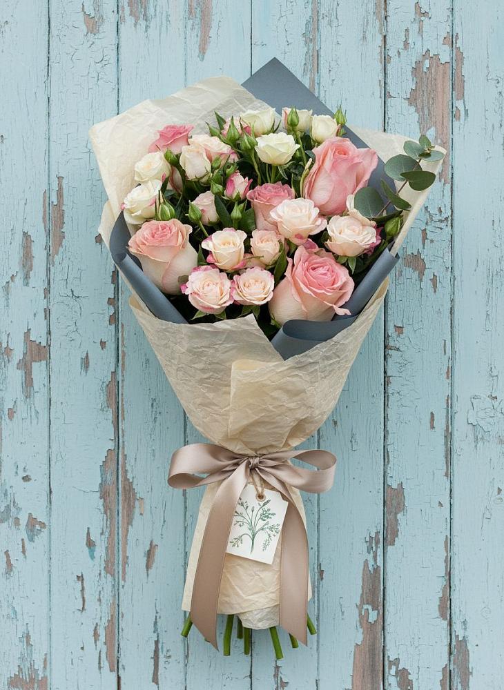 Букет цветов из: Розы в Поселок дачного хозяйства Жуковка