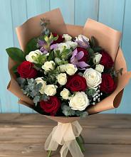 Букет цветов из:  Розы и Альстромерии в Поселок дачного хозяйства Жуковка