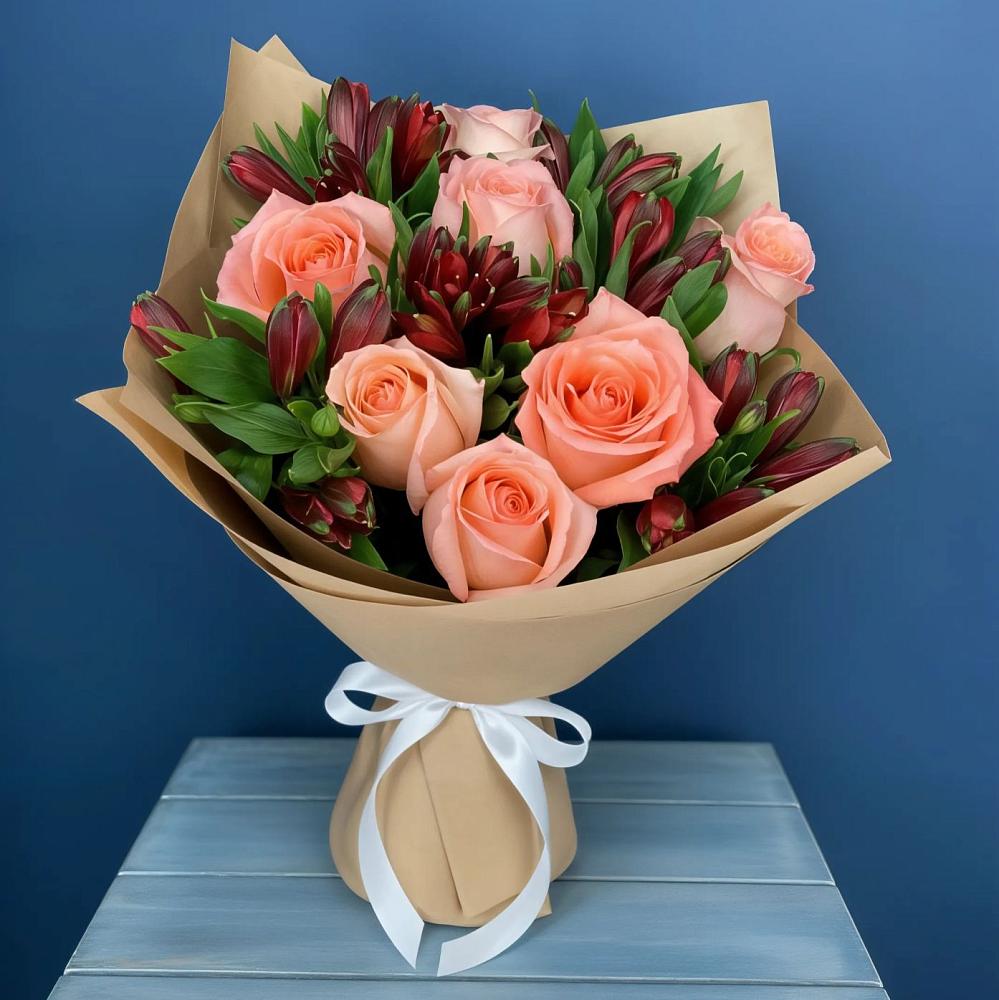 Букет цветов из: Розы и Альстромерии в Поселок дачного хозяйства Жуковка