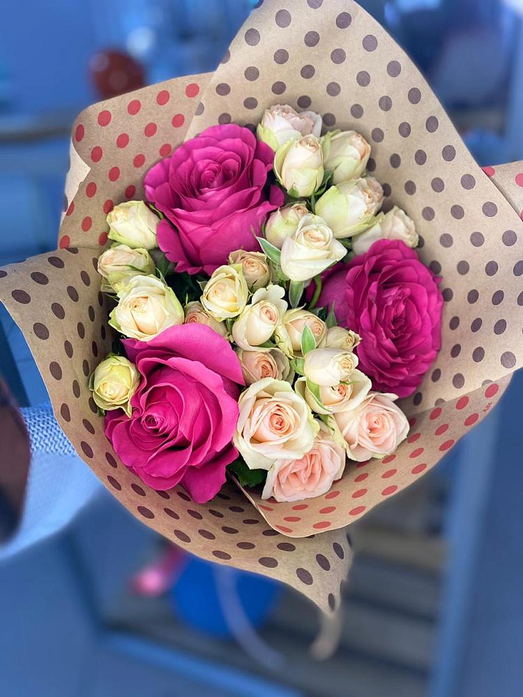 Букет цветов из: Розы в Поселок дачного хозяйства Жуковка