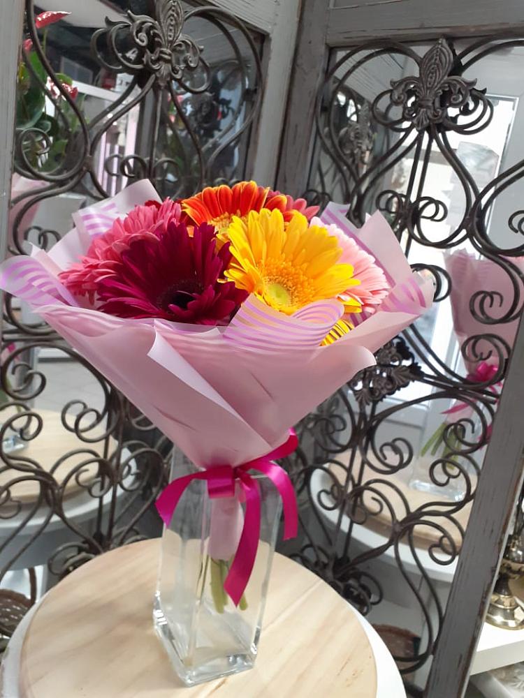 Букет цветов из: Герберы в Поселок дачного хозяйства Жуковка