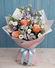 Букет цветов из:  Лизиантусы, Розы, Альстромерии и Гипсофила в Поселок дачного хозяйства Жуковка