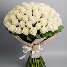 Букет 101 беля роза Белоснежка в Поселок дачного хозяйства Жуковка