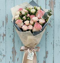 Букет цветов из:  Розы в Поселок дачного хозяйства Жуковка