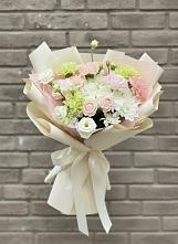Букет цветов из:  Гвоздики, Розы, Лизиантусы и Хризантемы #REPLACE_PRED# Поселок дачного хозяйства Жуковка