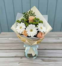 Букет цветов из:  Герберы, Розы и Хризантемы в Поселок дачного хозяйства Жуковка