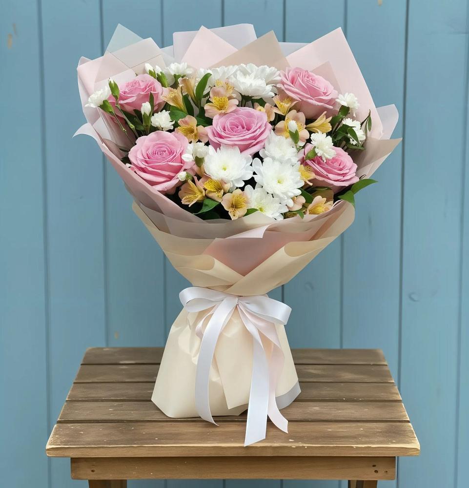 Букет цветов из: Гвоздики, Орхидеи и Розы в Поселок дачного хозяйства Жуковка